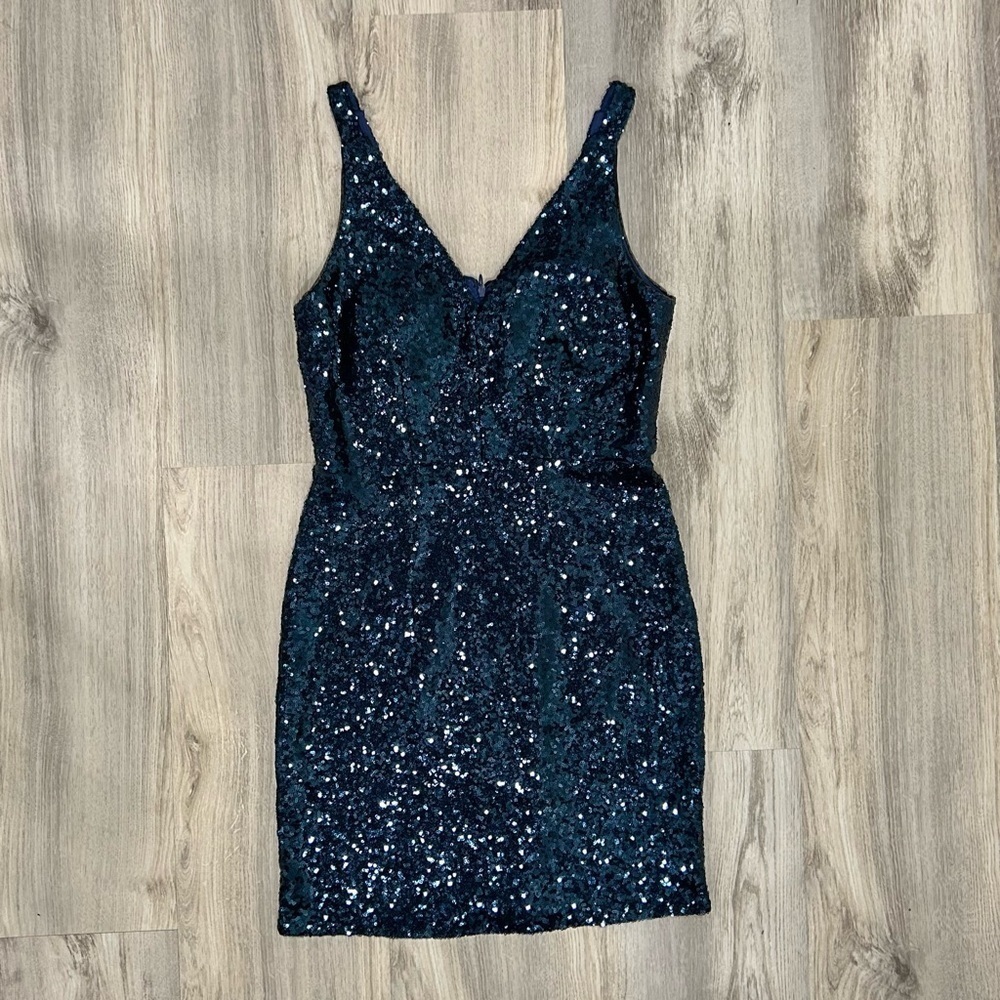 Nightway NW Dark Navy Blue Sequin Sleeveless V Neck Party Sheath Dress Size 10